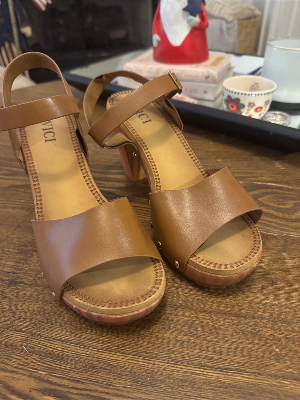 VICI Tan Brown Block Heel Platform Sandals